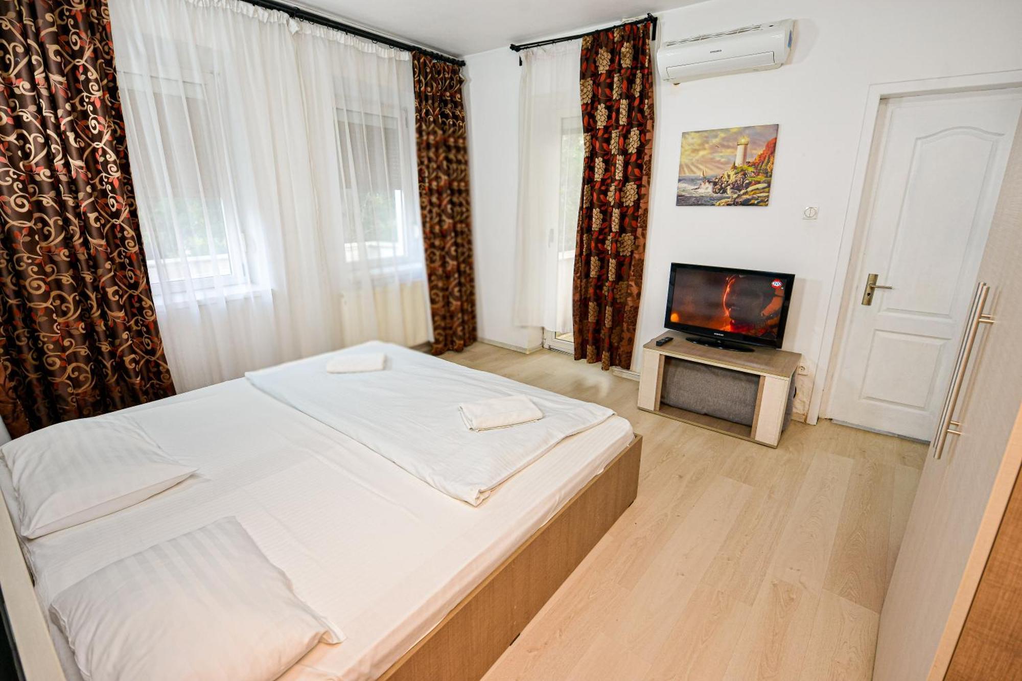 The Lincoln Suites - Central Shabbat Friendly Apartments Bucareste Exterior foto