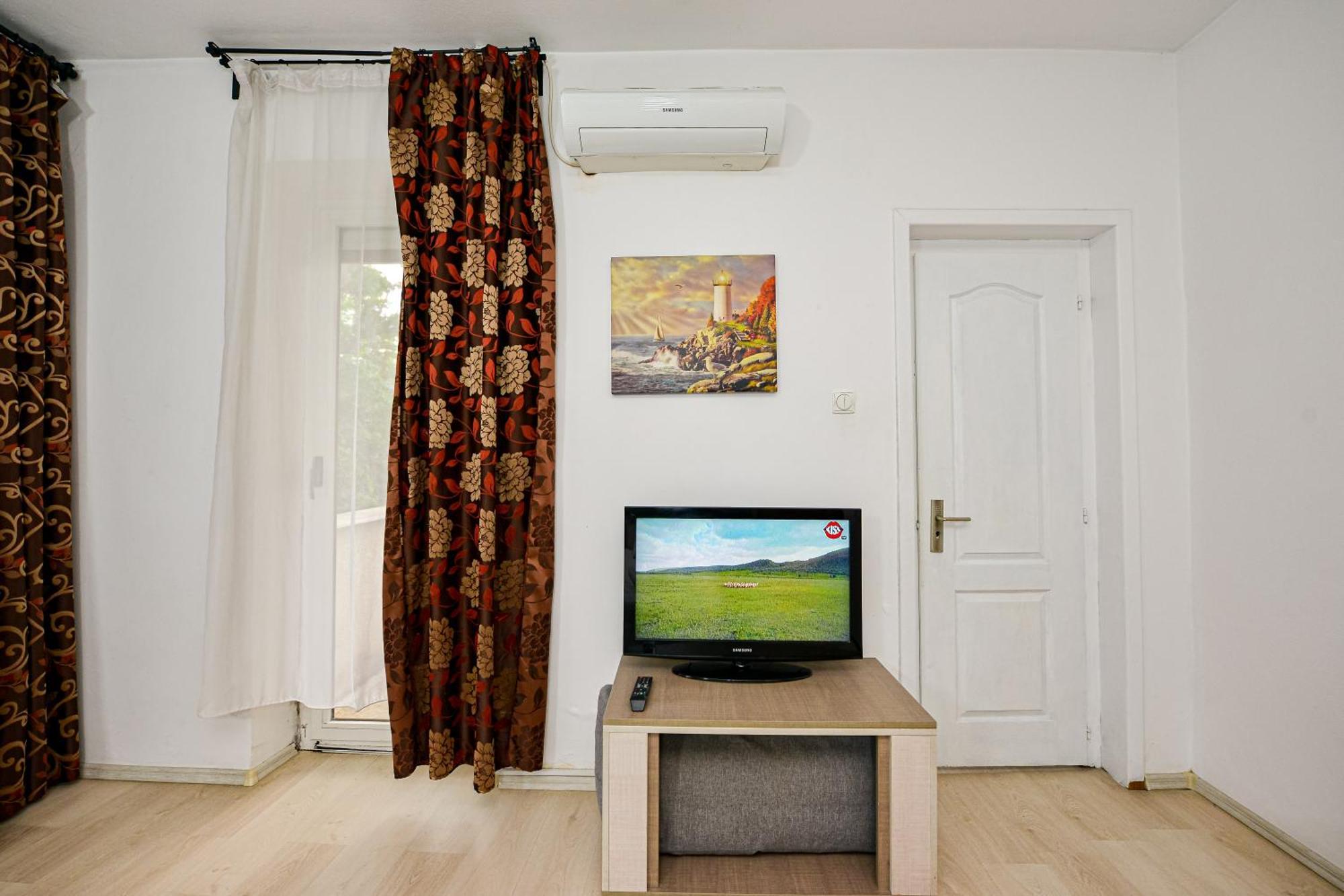 The Lincoln Suites - Central Shabbat Friendly Apartments Bucareste Exterior foto