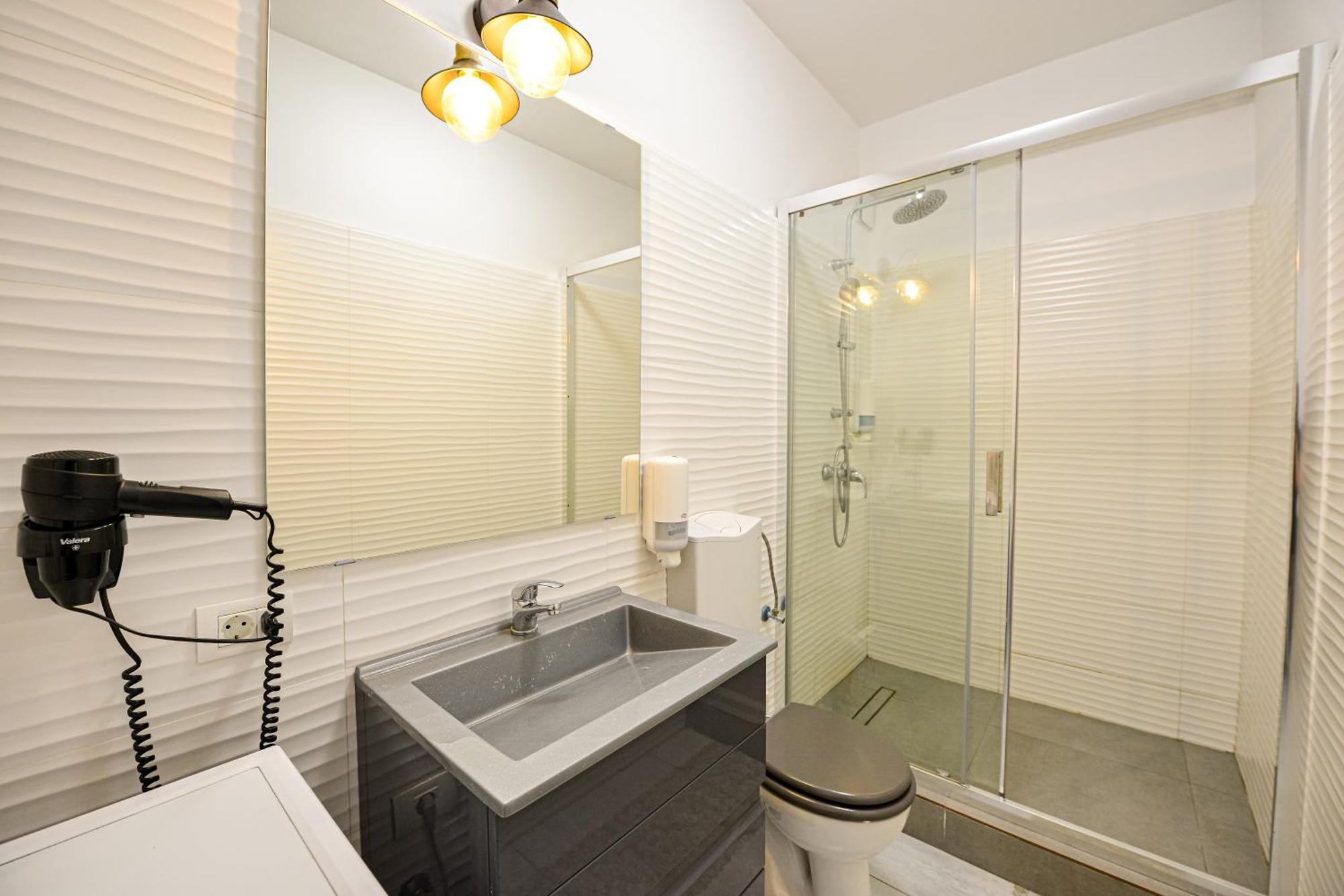 The Lincoln Suites - Central Shabbat Friendly Apartments Bucareste Exterior foto