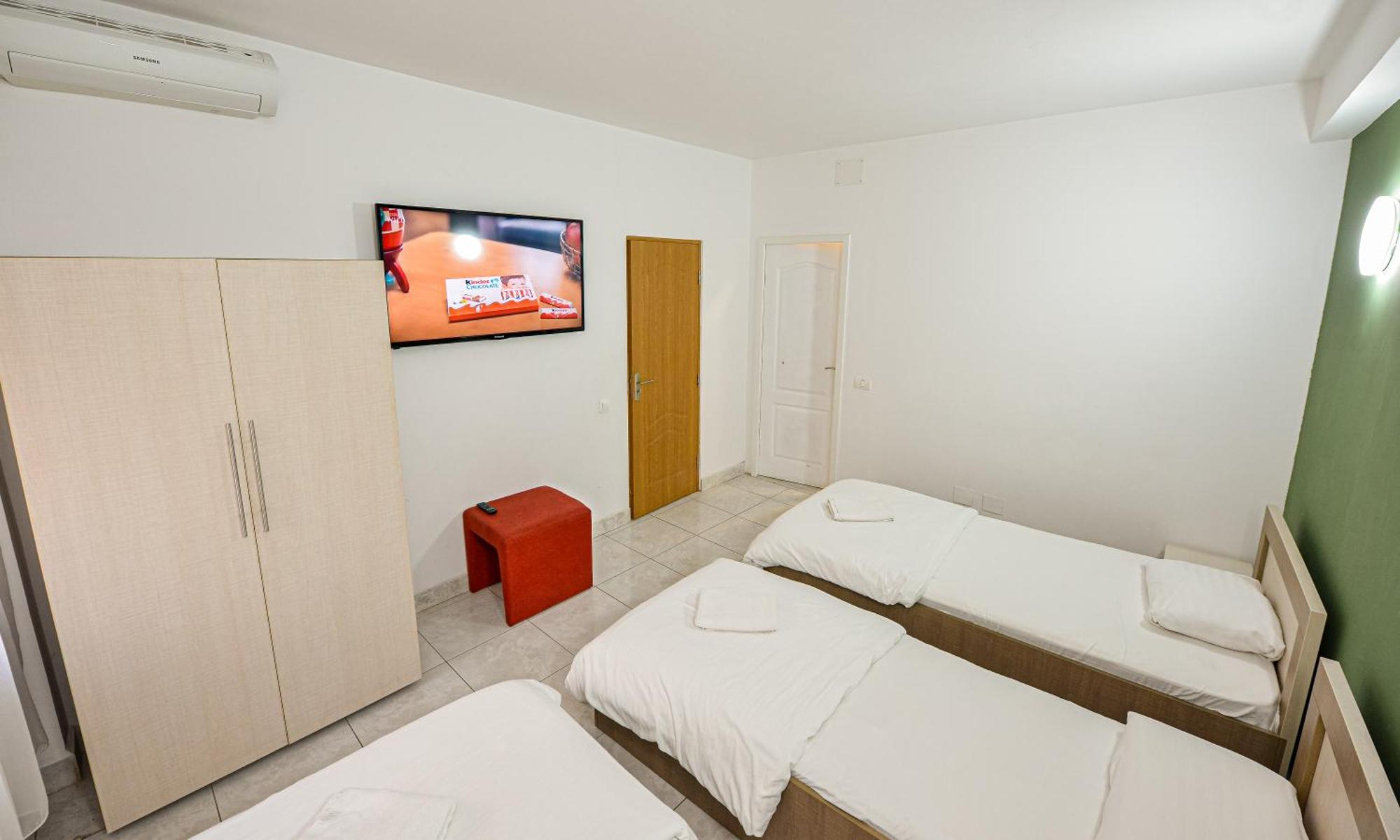 The Lincoln Suites - Central Shabbat Friendly Apartments Bucareste Exterior foto